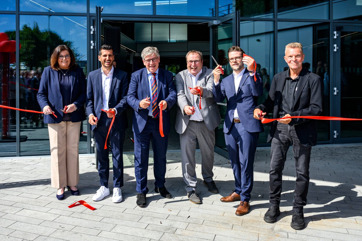 Eröffnung_Neubau-am-Hbf-Rheydt_©EWMG_Albuquerque